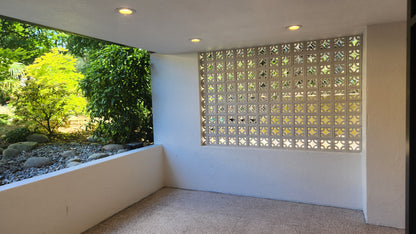 Small White Four Leaf Breeze Block