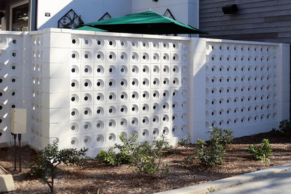 Small White Bulls Eye Breeze Block